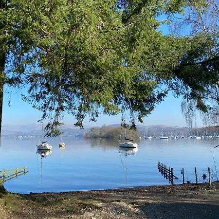 Ivy Bank Konukevi 4*